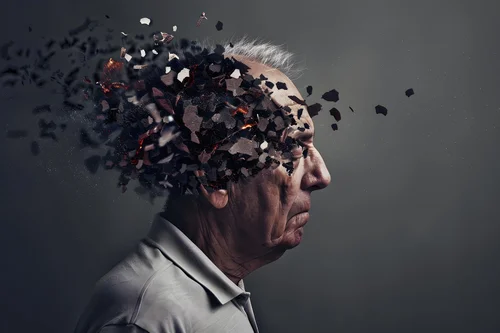 пожилой мужчина с деменцией